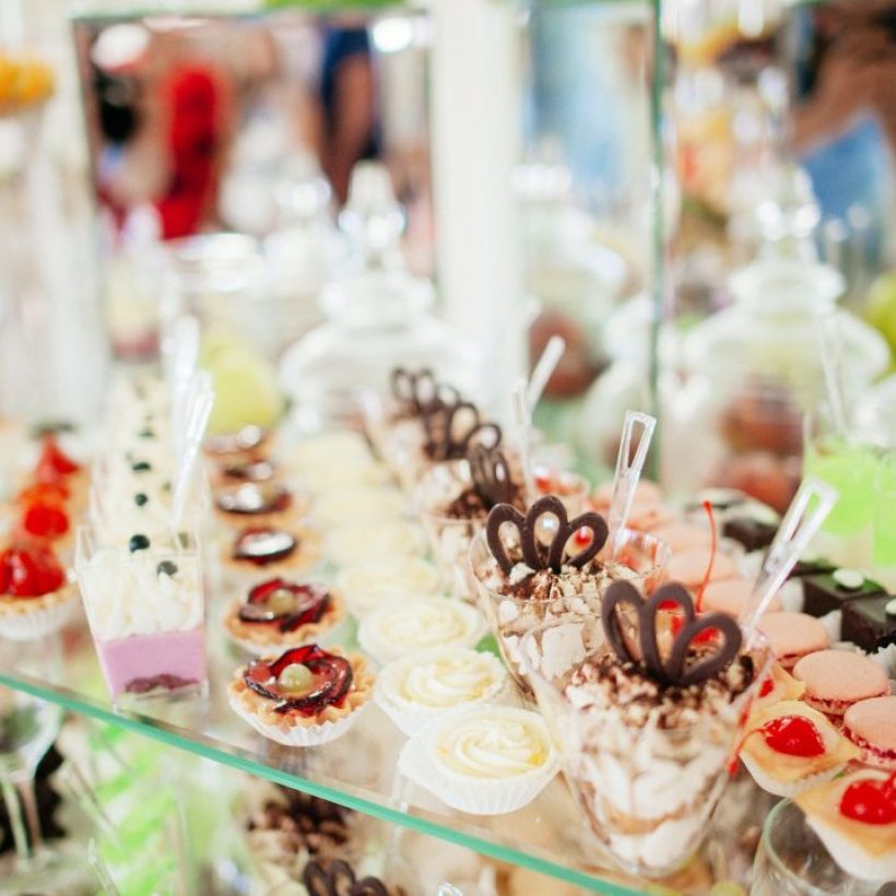 catering-at-a-luxury-event-e1634789640916